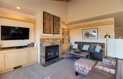 Deschutes River View Eagle Crest - Photo 57