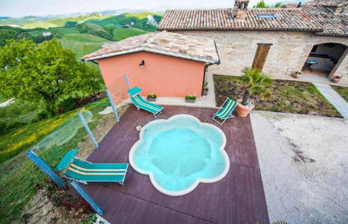 Pet Friendly Apartment In Sant'angelo In Vado - Foto 7