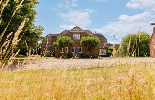 Secluded Rural Retreat Close to Beach - Sleeps 12 - Foto 12