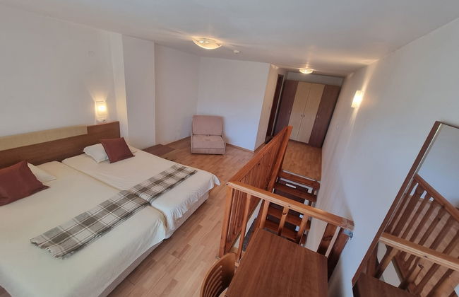 1 Bright Two Floor Apartment - Foto 3