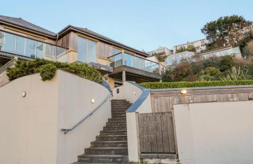 A Stone's Throw - Foto 1