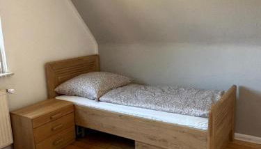 FEWO in Varel Winkelsheide in 11 Auto-Minuten am Hafen oder am Strand auch mit Hund - Foto 5