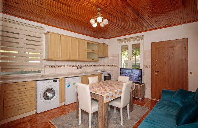 Lumos Homes - Photo 11