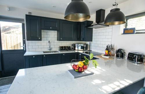 THE ANNEXE AT UPPER BEACH HOUSE - Photo 24