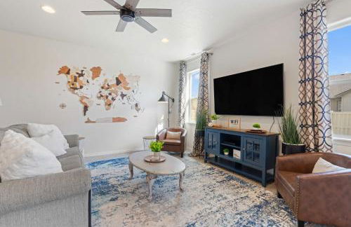 The Explorer! Extra Game Room, Fire pit Sleeps 10! - Foto 5