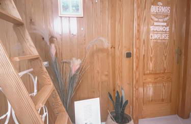 Casa rosa completa-patio- BBQ-columpios-buhardilla - Foto 10