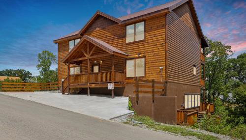 Smoky Mountain Splash 6 Bedroom Cabin by RedAwning - Foto 1