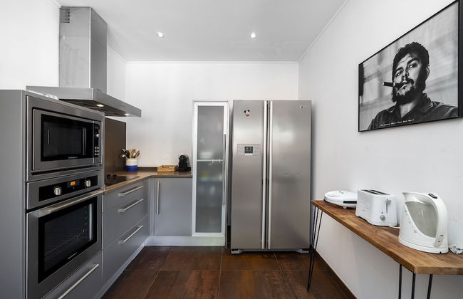 Poolside Paradise: Your Dream Retreat In Cascais W/ S-Pool, Gym And Parking - Foto 11