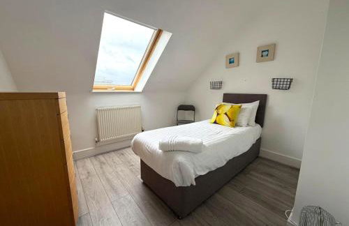 Egham Modern Two Bedroom Apartment - Foto 4