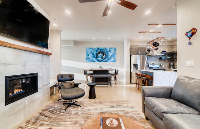 Fancy Townhome Near Old Town, Breweries and River! - Foto 21