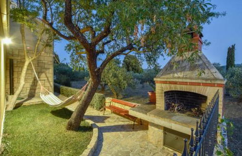 Charming Holiday Home With Private Pool - Foto 40