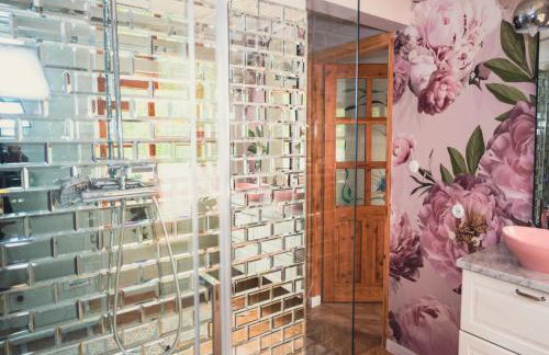 Large Holiday Villa With Sauna, Jacuzzi and Pool - Foto 46