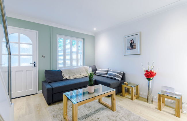 Lightfoot House - Photo 9