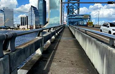 Contemporary Downtown Condo - Foto 14