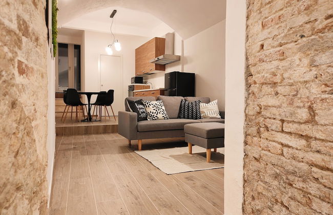 San Giovanni Suite Central - Photo 10