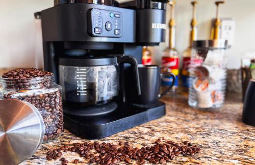 Sunset, Lake and Mtn View, Theater, Hot Tub, Xbox, Close to Sunday River - Foto 43