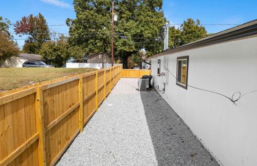 7 Min walk to Golden Belt - 4 Min Drive to Downtown - 7 to Duke - Photo 34