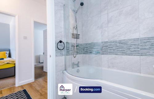 Lux Stay at Buckley 4BR Sleeps-10 7 Beds - Foto 39