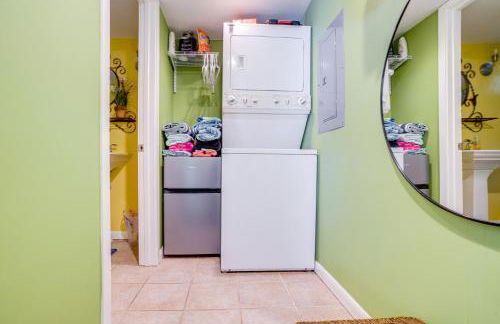 The White Elephant Inn Getaway with Pool and Hot Tub! - Foto 31