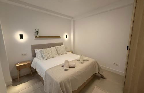 NEW - Old Town Modern Apartment Close to Beach - Photo 10