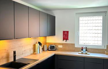 REMA Homes - Gesamte Wohnung, Küche, Parkplatz, Terrasse - Foto 27