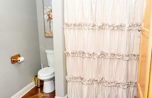 Hometown Hideaway King Ste 6 mi to Sports Complex - Foto 21