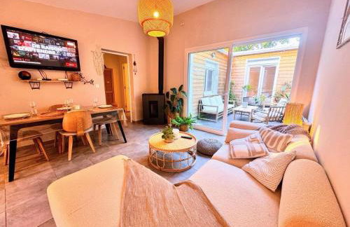 Maison Langevin 2-Bedroom House with Cozy Garden & Patio - Foto 17