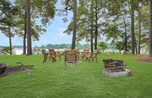 Spacious 3BR with Dock on Working Farm with Pool Table - Foto 2