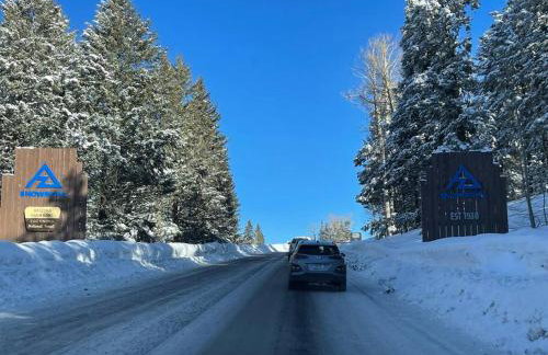 Luxury Home Downtown NAU Route 66 Snowbowl - Foto 41