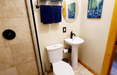 Blacktail Cabin Hideaway with hot tub - Foto 28