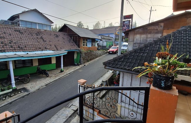 Homestay Wonotoro Asri Gunung Bromo - Foto 7