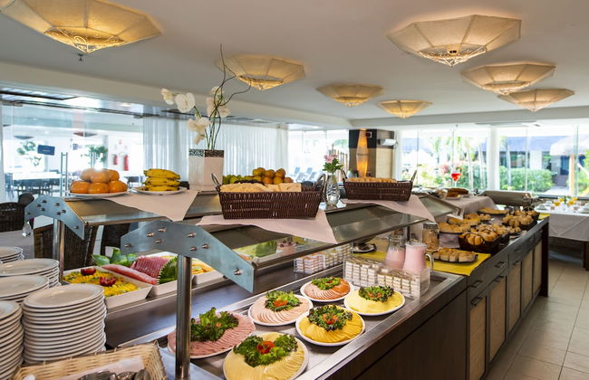 Coral Plaza Apart Hotel - Photo 24