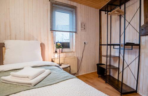 janu-homes - 3 Zimmer Apartment - 4 Betten, Waldblick vom Kirchplatz - Foto 15