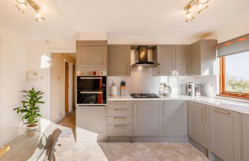 1 Bed in Whitegate 91266 - Photo 8