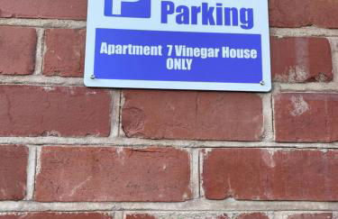 WhiskAwayStays - Vinegar House - Apartment 7 - Foto 44