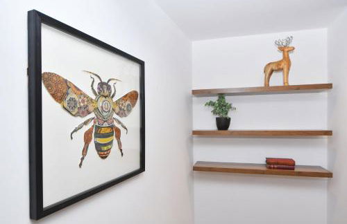 Chapel House by YourStays - Two bed cottage in Market Town of Sandbach, high end finish - Photo 12