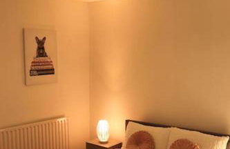 Charming 3 Bedroom Property FREE WiFi & Parking - Foto 25