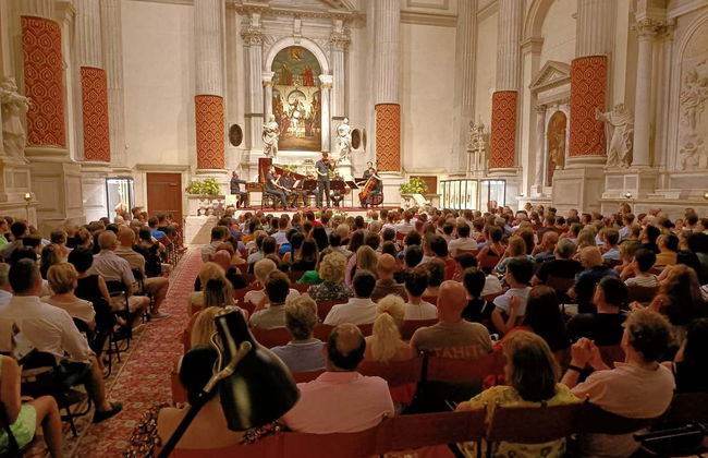Concert de musique classique dans l'église San Vidal - Photo 2