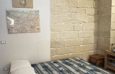 CH Guest House - Photo 34
