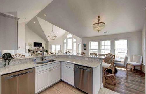 8 Bed Oceanfront in OBX with Pool & Hot Tub - Foto 7