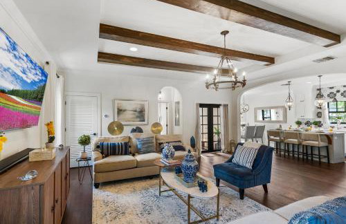 Elegant 4BR Home Guest House Private Yard - Foto 20