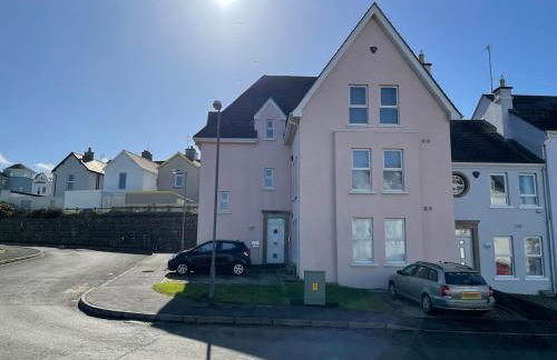 Portrush 3 Bed Apartment West Strand Beach - Foto 1