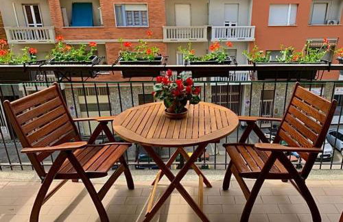 Casa Spezia - Metro Vicina, Wi-Fi Rapido & Netflix - Foto 6