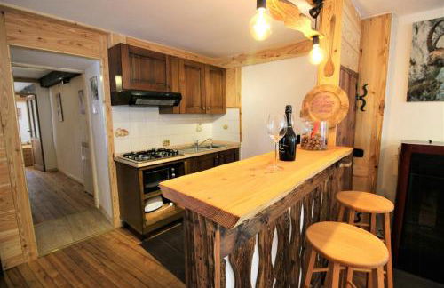 Stone Cabin With Views Over Balme Valley - Foto 4