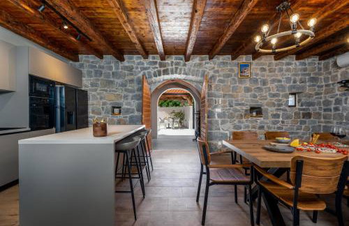 Charming Villa Perina with private heated pool - Photo 10