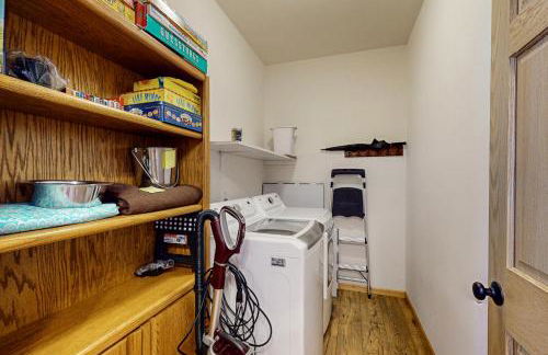 The Lake House - Photo 9