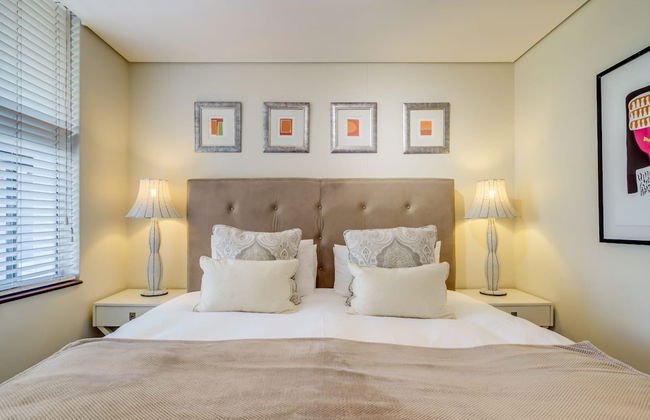 Aqua Views at the Waterclub in Cape Town - Photo 29