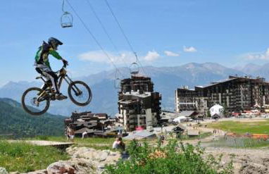 APT T2 4 COUCHAGES dans RES. 4 * - BALCONS des AIRELLES (1800) coeur de station - Photo 21