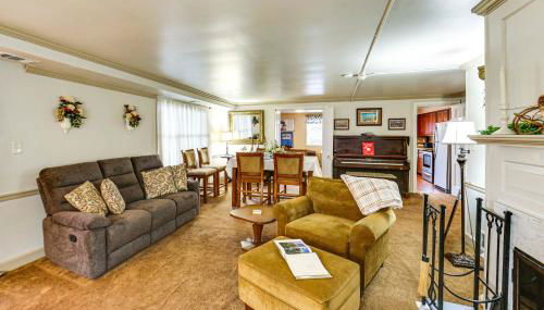 Walk to Shops and Eats Apt in Downtown Elizabeth - Foto 5