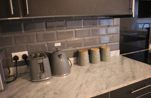 Tastefully furnished and Cosy 2-bedroom house - Foto 16